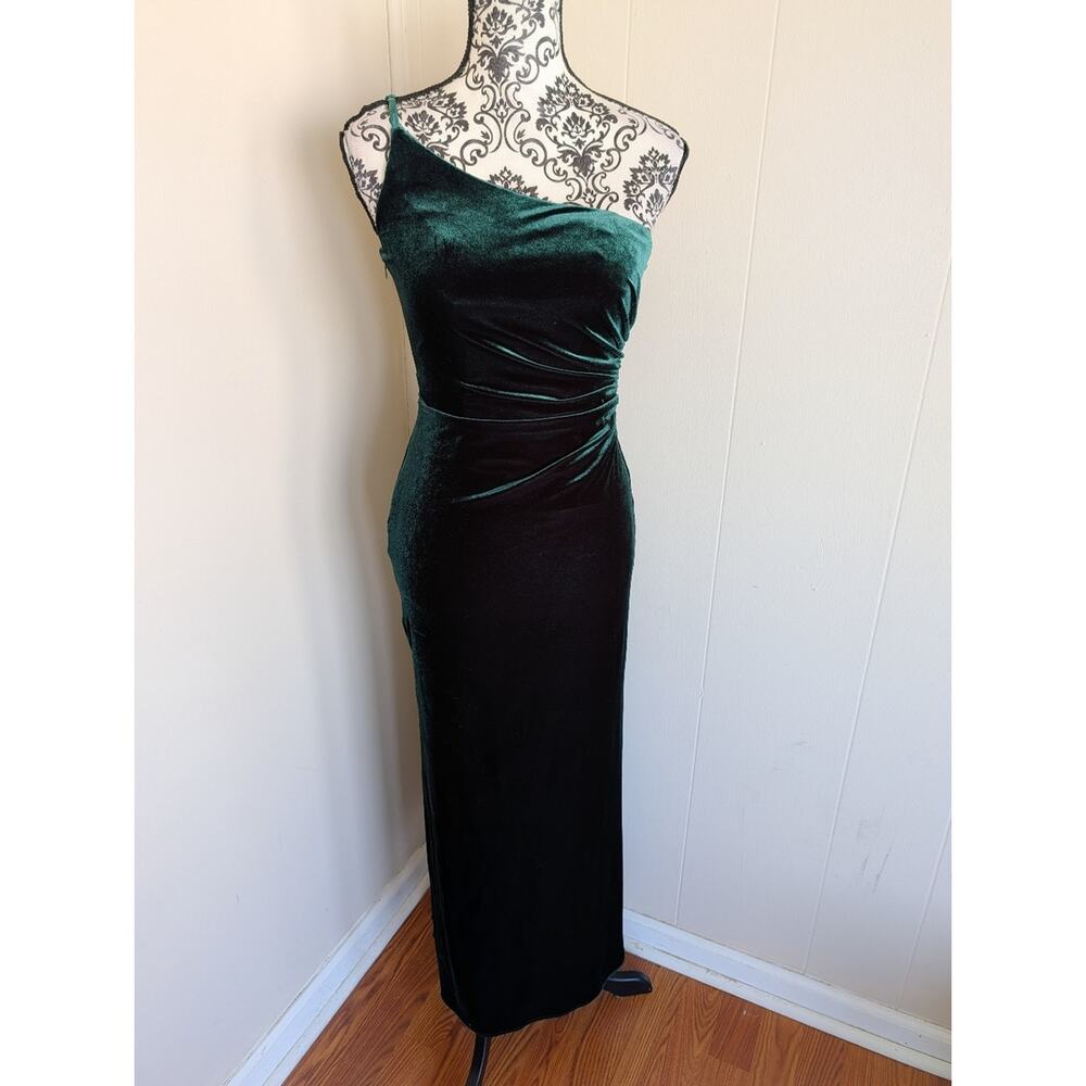 Revelry Jade Emerald Green Velvet Maxi Gown - Picture 2 of 5